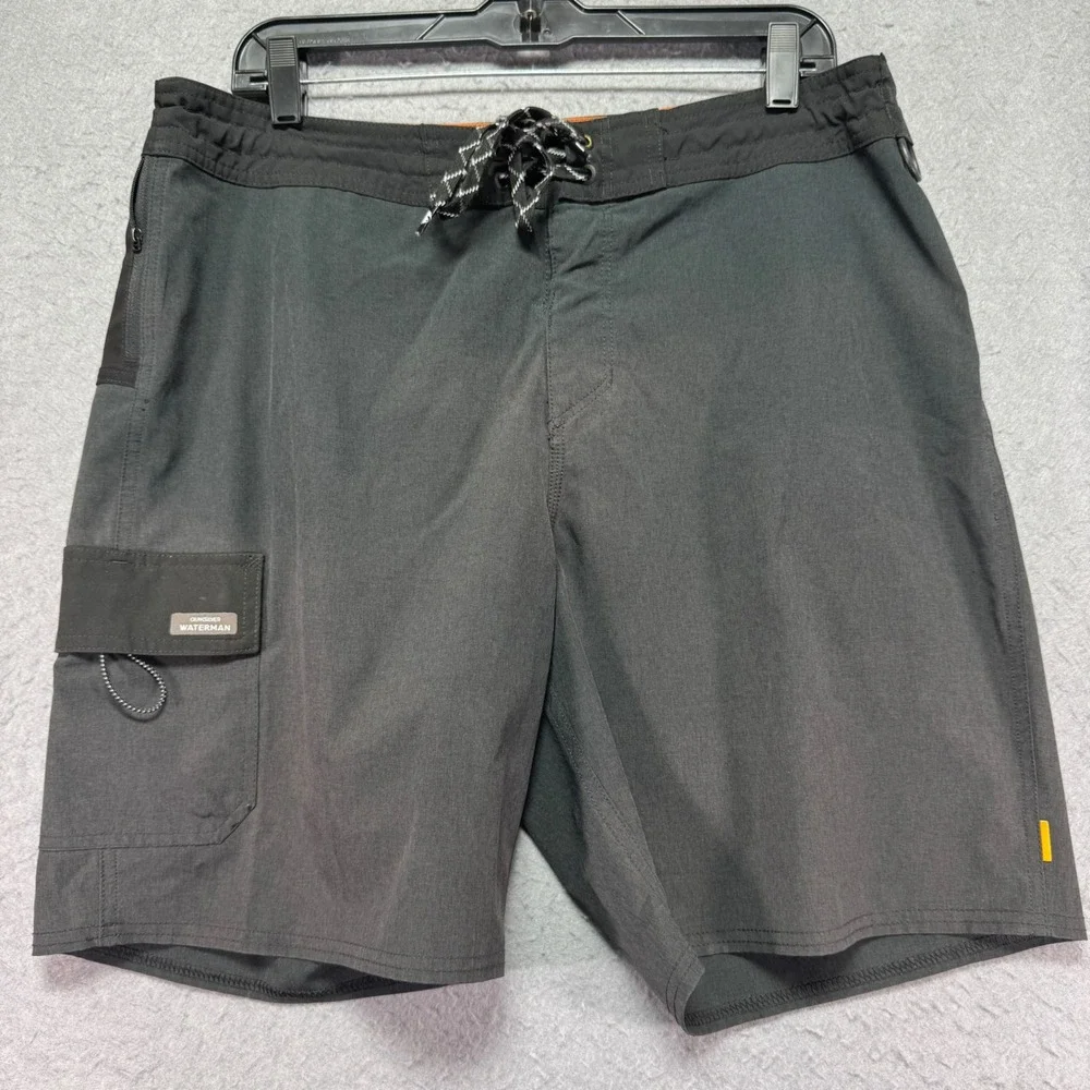 Quiksilver Waterman Board Shorts Men's Black‎ Cargo Zip Pocket Drawstring Size